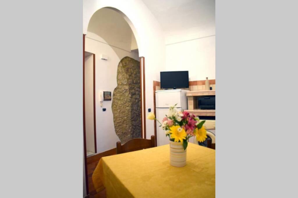 Domus - Casa Vacanza B&B Veroli Buitenkant foto