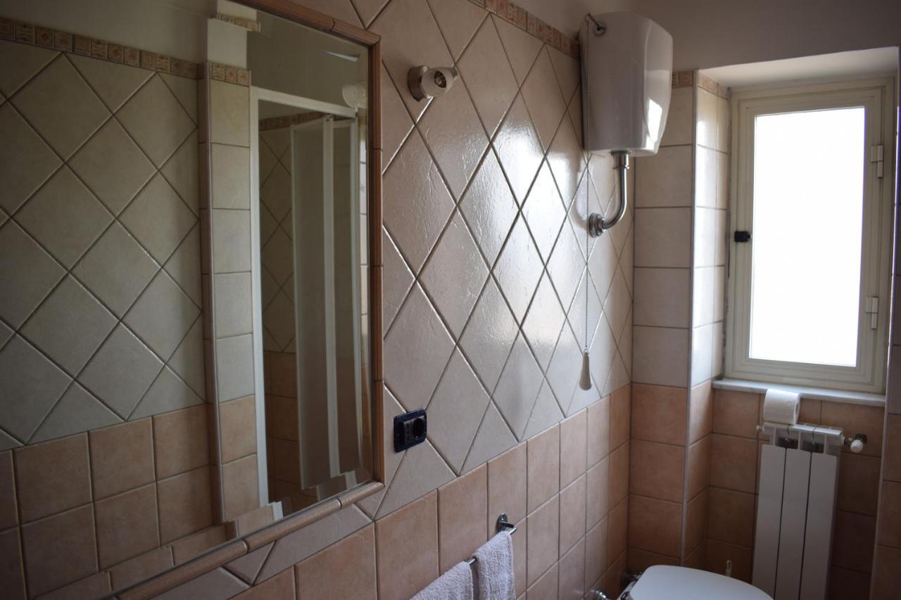 Domus - Casa Vacanza B&B Veroli Buitenkant foto